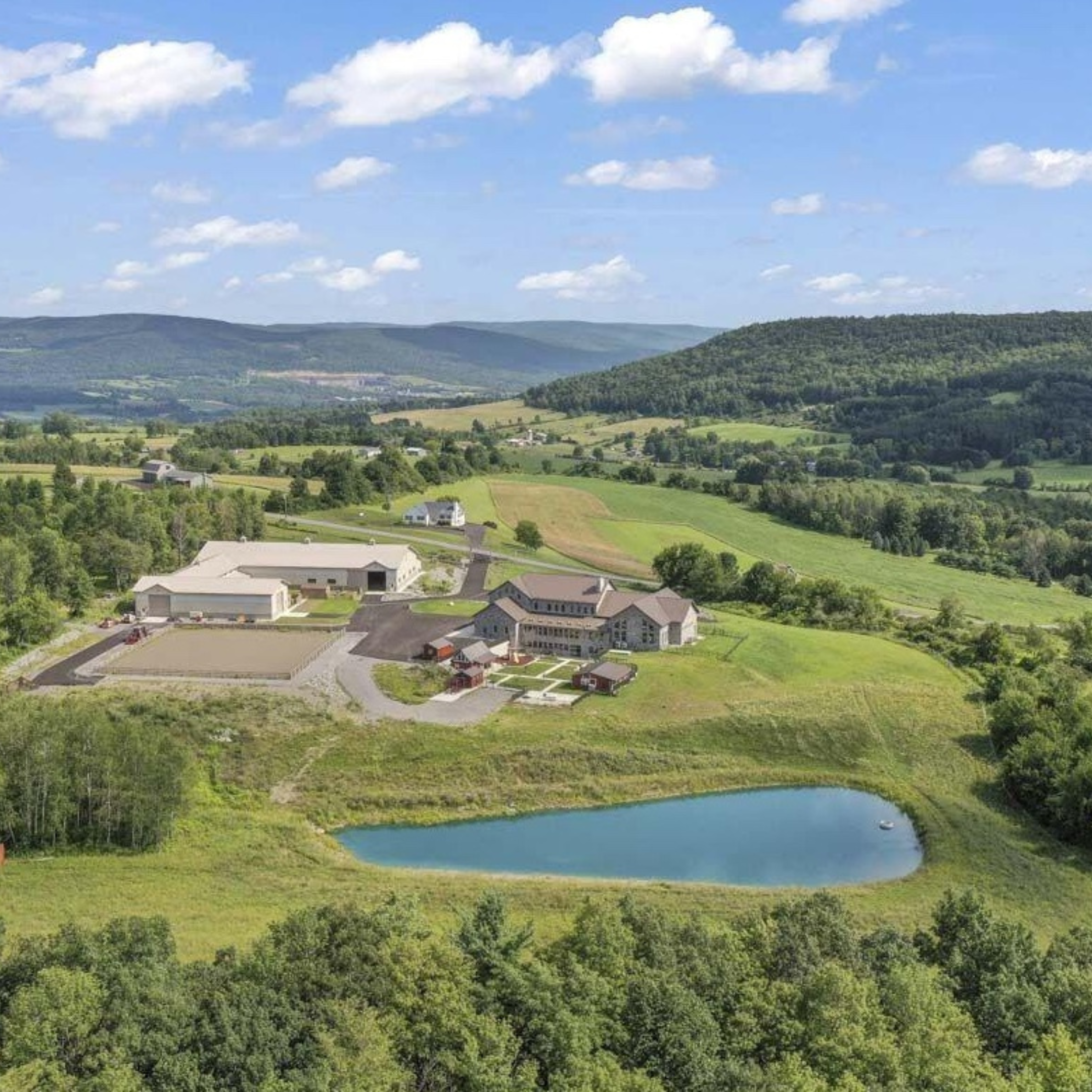 Red Fox Stables and Resort
